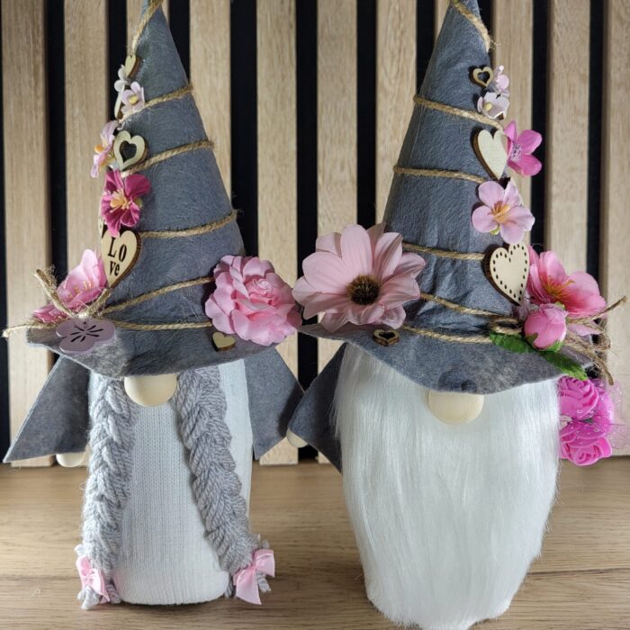 Couple de grands gnomes