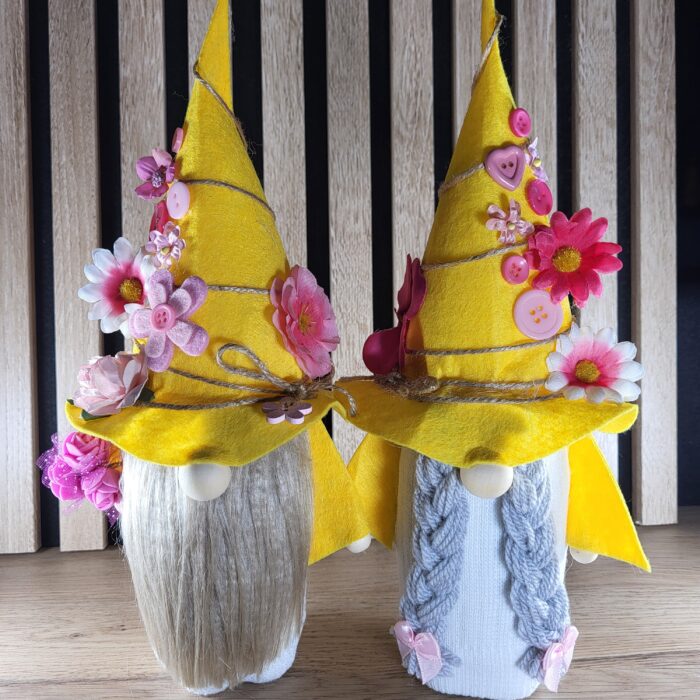 Couple de grands gnomes