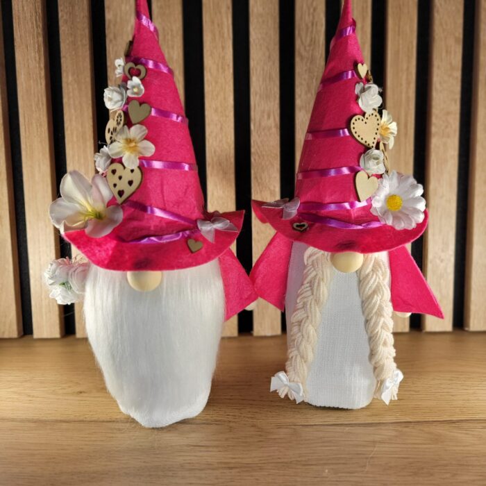 Couple de grands gnomes