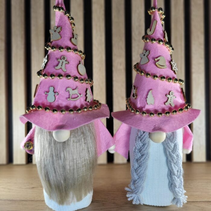 Couple de grands gnomes