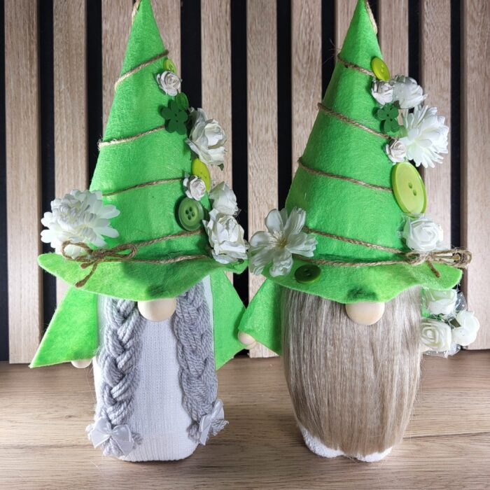 Couple de grands gnomes