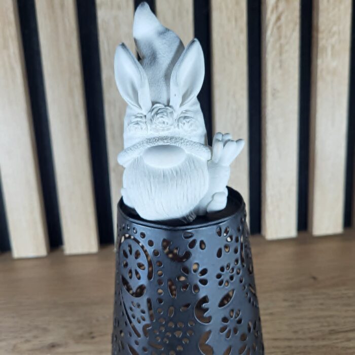 Statuette "lapin carotte"
